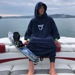 Adult Changing Dry Robe, Deep Navy -Outwell Sales juniors deep navy changing robe3 1